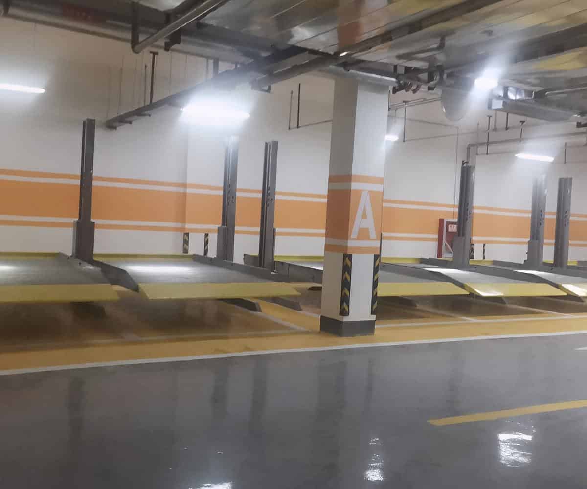 立體車(chē)庫(kù)租賃新視角9成新機(jī)械停車(chē)設(shè)備的維護(hù)與維保全攻略